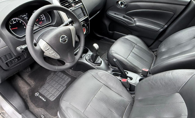 Nissan VERSA SL 1.6 16V FlexStart 4p Aut. 2018 Flex-7