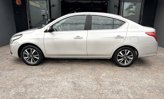 Nissan VERSA SL 1.6 16V FlexStart 4p Aut. 2018 Flex-8