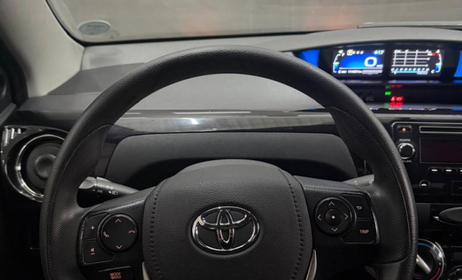 Toyota ETIOS XS Sedan 1.5 Flex 16V 4p Aut. 2017 Flex-1