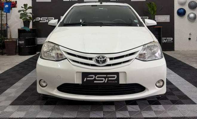 Toyota ETIOS XS Sedan 1.5 Flex 16V 4p Aut. 2017 Flex-5