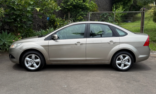 Ford Focus Sedan 2.0 16V/2.0 16V Flex 4p 2009 Flex-11