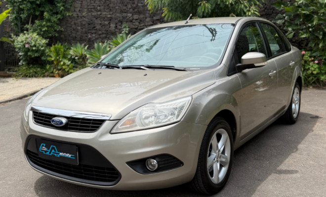 Ford Focus Sedan 2.0 16V/2.0 16V Flex 4p 2009 Flex-0