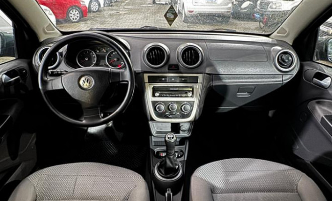 VW - VolksWagen VOYAGE 1.0/1.0 City Mi Total Flex 8V 4p 2011 Flex-7