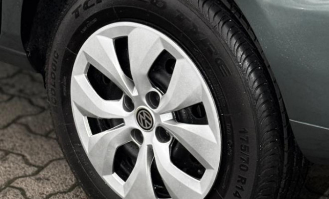 VW - VolksWagen VOYAGE 1.0/1.0 City Mi Total Flex 8V 4p 2011 Flex-9