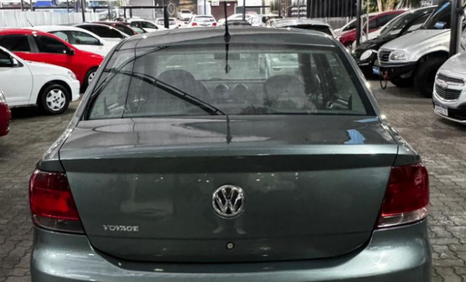 VW - VolksWagen VOYAGE 1.0/1.0 City Mi Total Flex 8V 4p 2011 Flex-4