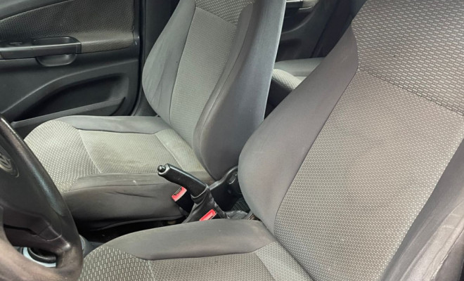 VW - VolksWagen VOYAGE 1.0 2012  100% FINANCIADO-6