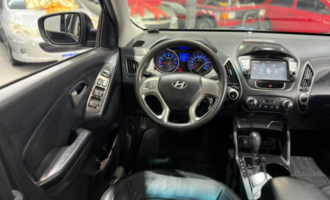 Hyundai ix35 2.0 16V 170cv 2WD/4WD Aut. 2012 Gasolina-5