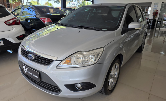 Ford Focus 1.6 S/SE/SE Plus Flex 8V/16V  5p 2013 Flex-0