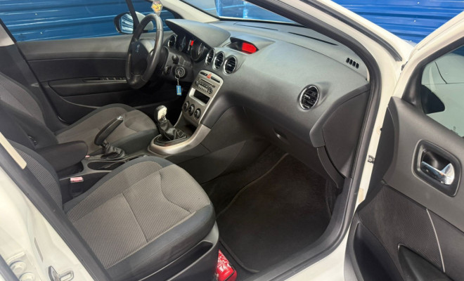 Peugeot 308 Active 1.6 Flex 16V 5p mec. 2014 Flex-2