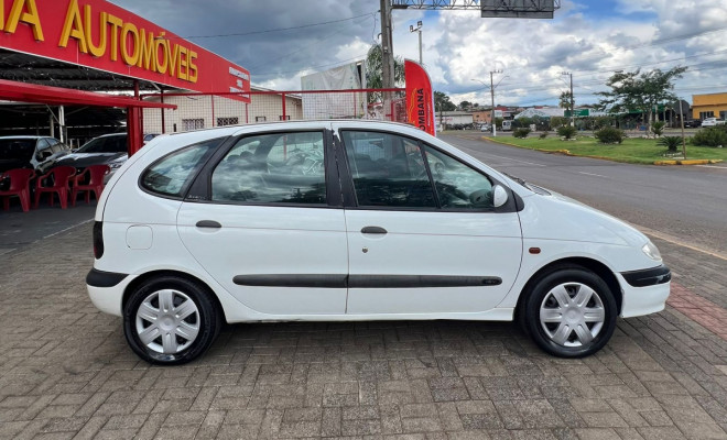 Renault Scénic RT/Auth/Auth/Kids Hi-Flex 1.6 16V 2000 Gasolina-4