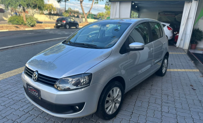 VW - VolksWagen Fox PRIME/Higli. 1.6 Total Flex 8V 5p 2013 Flex-0