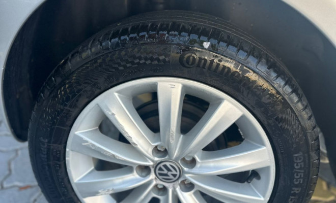 VW - VolksWagen Fox PRIME/Higli. 1.6 Total Flex 8V 5p 2013 Flex-10