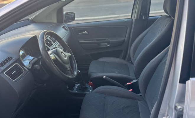 VW - VolksWagen Fox PRIME/Higli. 1.6 Total Flex 8V 5p 2013 Flex-8