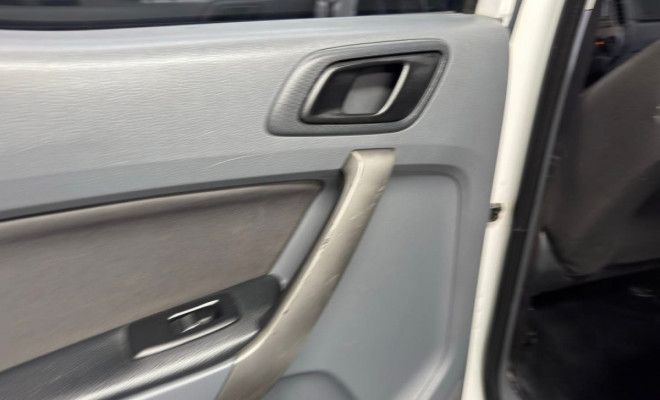 Ford Ranger XLS 3.2 20V 4x4 CD Diesel Aut. 2014 Diesel-11