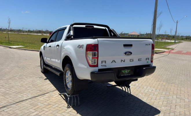 Ford Ranger XLS 3.2 20V 4x4 CD Diesel Aut. 2014 Diesel-5