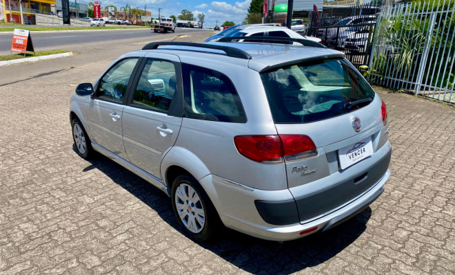 Fiat Palio Week. ATTRACTIVE 1.4 Fire 8V - 2013-2