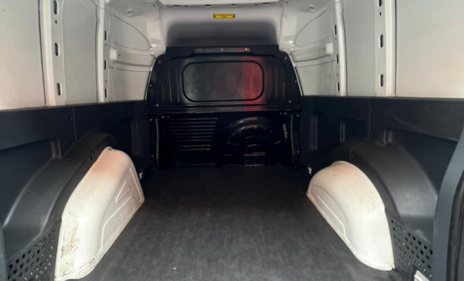 Fiat Fiorino Furgão Work. HARD 1.4 Flex 8V 2p 2020 Flex-7