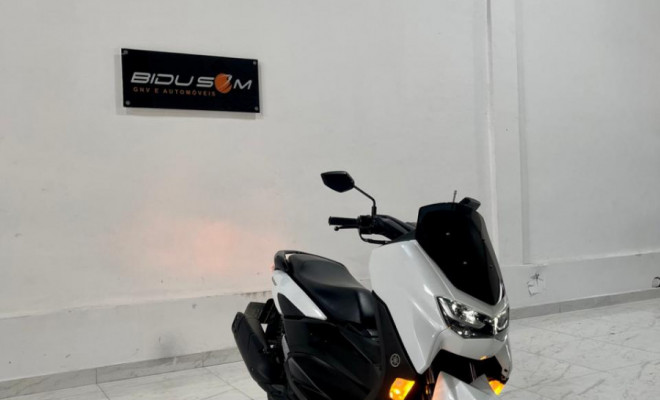 YAMAHA NMAX 160 2022 Gasolina-1