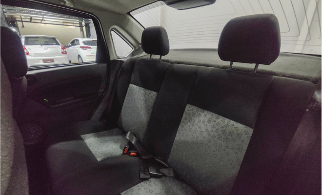 Ford Fiesta Sedan SE 1.6 16V Flex 4p 2012 Flex-8