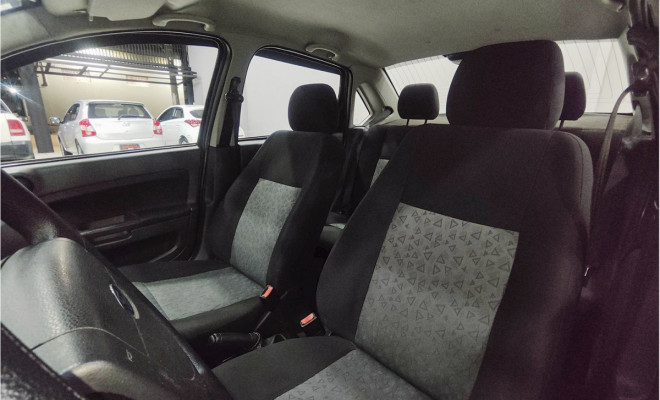 Ford Fiesta Sedan SE 1.6 16V Flex 4p 2012 Flex-7