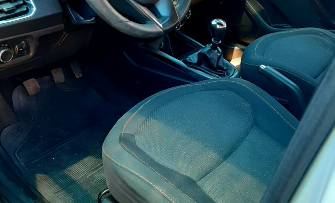 GM - Chevrolet ONIX HATCH LT 1.0 8V FlexPower 5p Mec. 2013 Flex-8