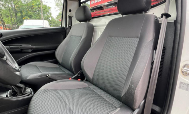 VW - VolksWagen Saveiro Robust 1.6 Total Flex 8V 2023 Flex-8