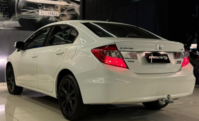 Honda Civic Sedan LXR 2.0 Flexone 16V Aut. 4p 2014 Flex-6