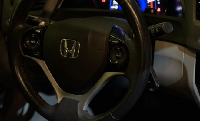 Honda Civic Sedan LXR 2.0 Flexone 16V Aut. 4p 2014 Flex-11