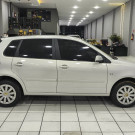 VW - VolksWagen Polo BLUEMOTION 1.6 Total Flex 8V 5p 2009 Flex-6