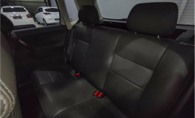 VW - VolksWagen Polo BLUEMOTION 1.6 Total Flex 8V 5p 2009 Flex-8