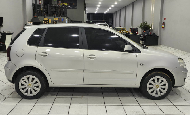 VW - VolksWagen Polo BLUEMOTION 1.6 Total Flex 8V 5p 2009 Flex-6