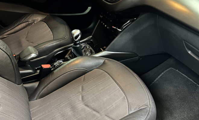 Peugeot 2008 Griffe 1.6 Turbo Flex 16V 5p Mec. 2017 Flex-4