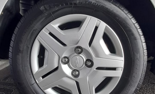 GM - Chevrolet ONIX HATCH LT 1.0 8V FlexPower 5p Mec. 2013 Flex-4