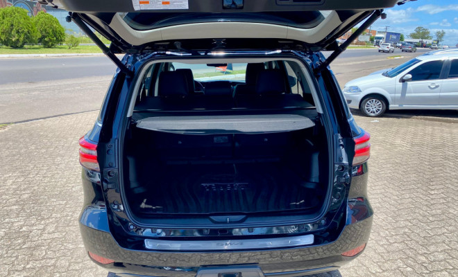 Toyota Hilux SW4 SRX 4x4 2.8 TDI 16V Dies. Aut. - 2021-4