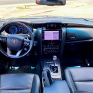 Toyota Hilux SW4 SRX 4x4 2.8 TDI 16V Dies. Aut. - 2021-3