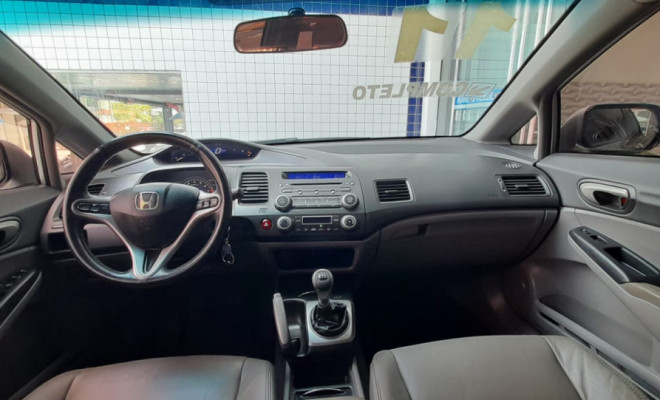 Honda Civic Sed. LXL/LXL SE 1.8 Flex 16V Mec. 2011 Flex-5