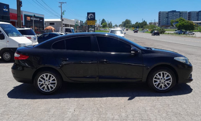 Renault FLUENCE Sed. Dynamique 2.0 16V FLEX Aut. 2015 Flex-5