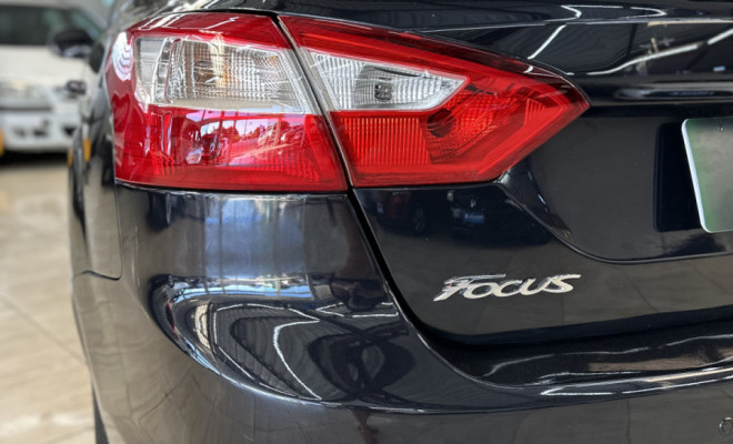 Ford Focus Sedan 2.0 16V/2.0 16V Flex 4p Aut. 2014 Flex-5