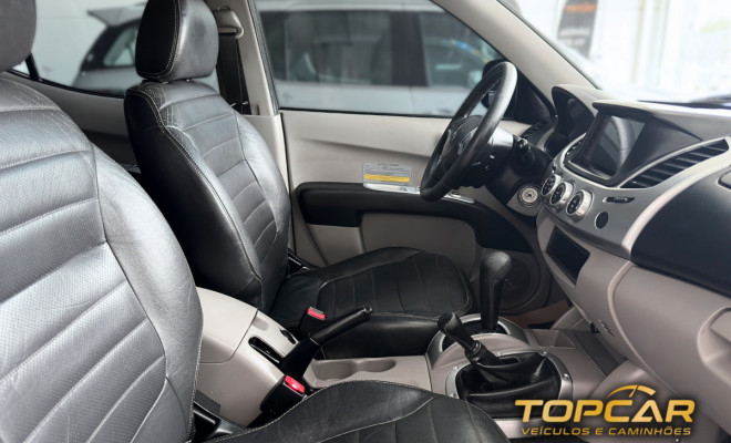 Mitsubishi L200 Triton HPE 3.2 CD TB Int.Diesel Aut 2013 Diesel-6