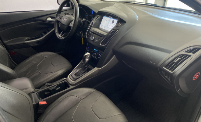 Ford Focus 2.0 Se Plus Fastback Aut 2018-7