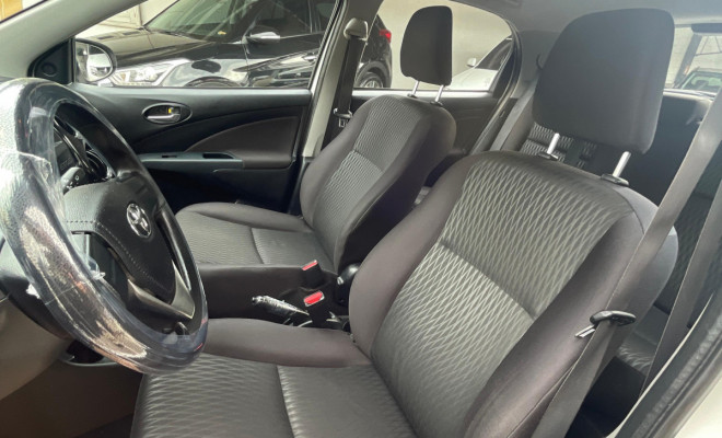 Toyota ETIOS X 1.3 Flex 16V Mec. 2018-7