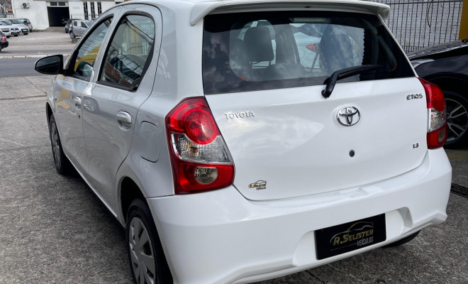 Toyota ETIOS X 1.3 Flex 16V Mec. 2018-4