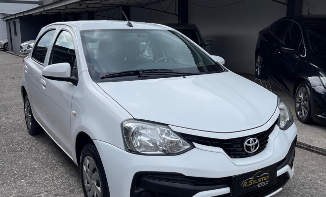 Toyota ETIOS X 1.3 Flex 16V Mec. 2018-3