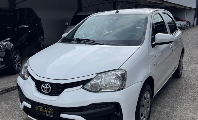 Toyota ETIOS X 1.3 Flex 16V Mec. 2018