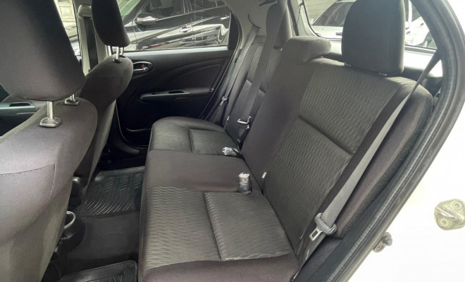Toyota ETIOS X 1.3 Flex 16V Mec. 2018-6