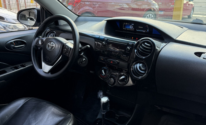Toyota ETIOS X Plus Sedan 1.5 Flex 16V 4p Aut. 2019-9