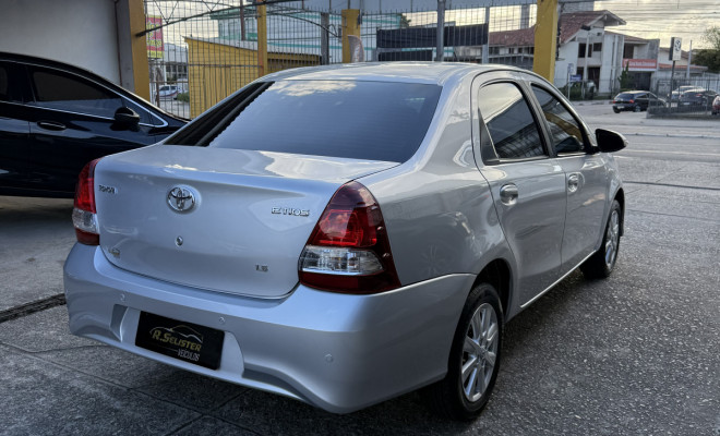 Toyota ETIOS X Plus Sedan 1.5 Flex 16V 4p Aut. 2019-10
