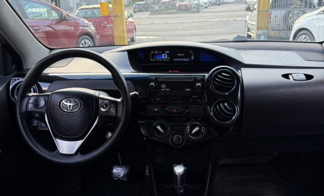 Toyota ETIOS X Plus Sedan 1.5 Flex 16V 4p Aut. 2019-8