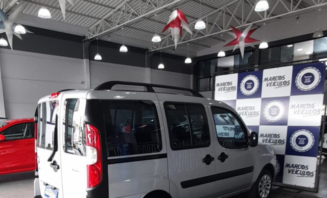 Fiat Doblo ESSENCE 1.8 Flex 16V 5p 2017 Flex-2