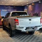 Mitsubishi L200 Tri. Outd. GLX 2.4 CD 4x4 Die. Mec. 2022 Diesel-14